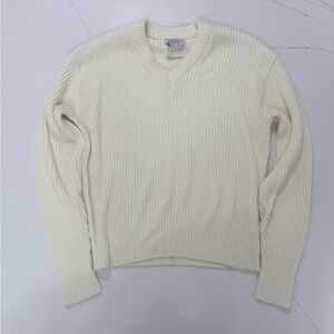 🤍 Vintage 70s Cream Ribbed V-Neck Sweater 🤍